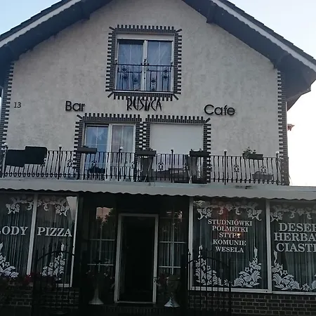 Uslugi Noclegowe Rustica Гостевой дом Wegliniec